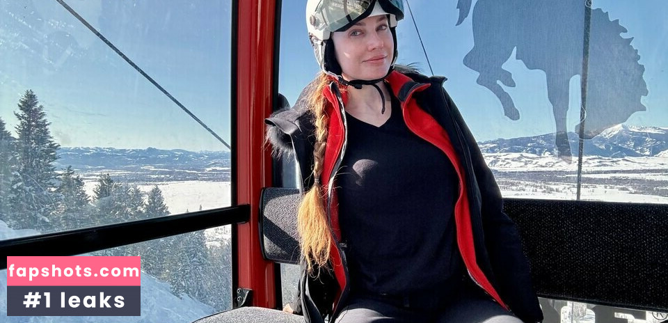 Alexis Kline gallery photo #14