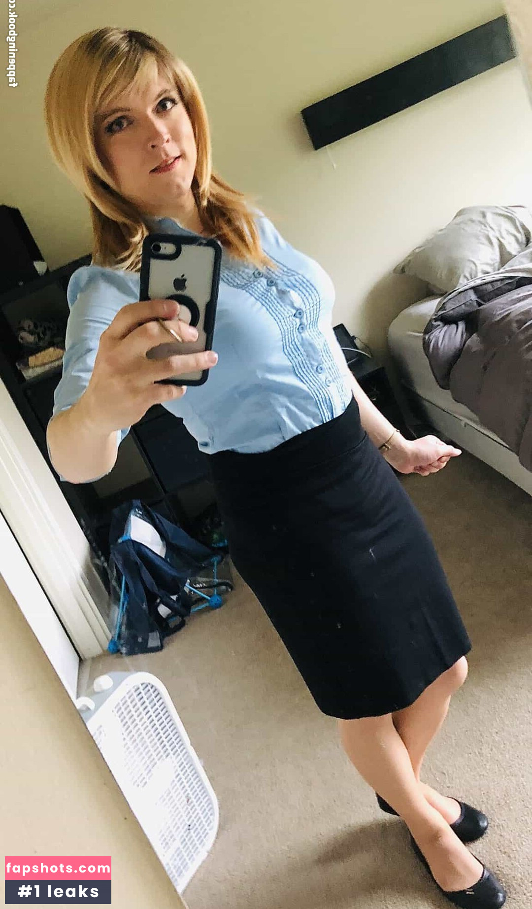 Alexis Night gallery photo #9