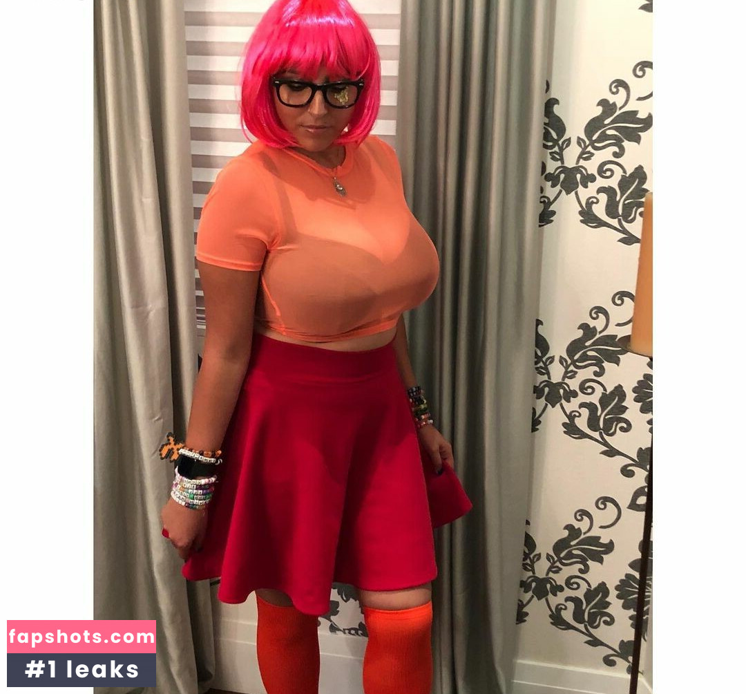 Alexis nude babe gallery