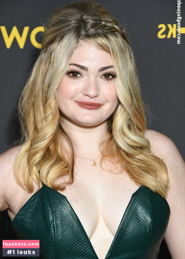 Alexis Raich gallery photo #26