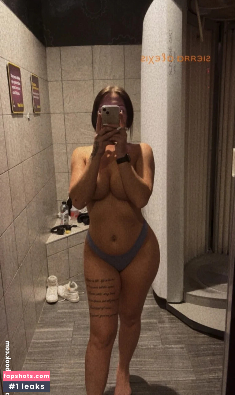 Alexis01 gallery photo #2