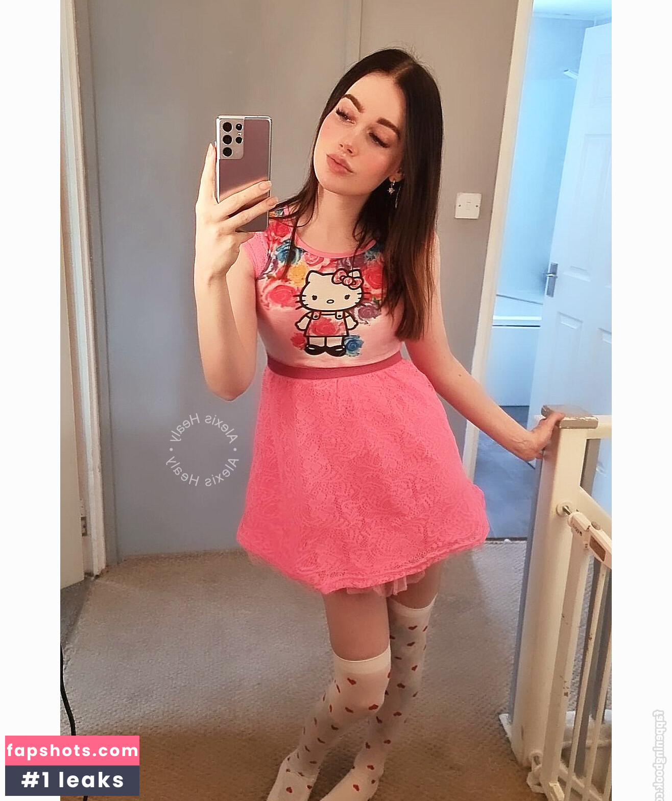 AlexisHealy gallery photo #7