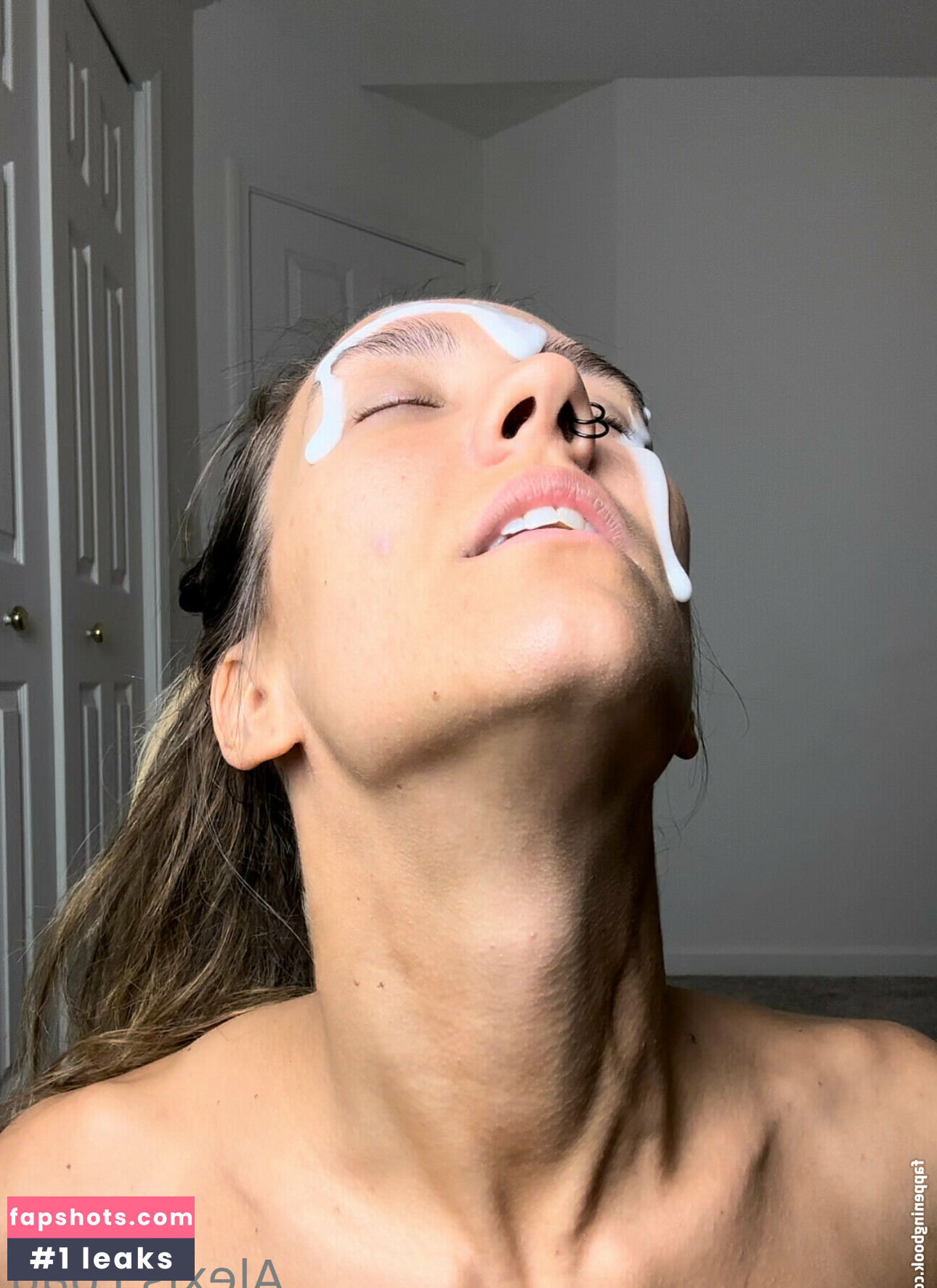 alexisloadfree gallery photo #40