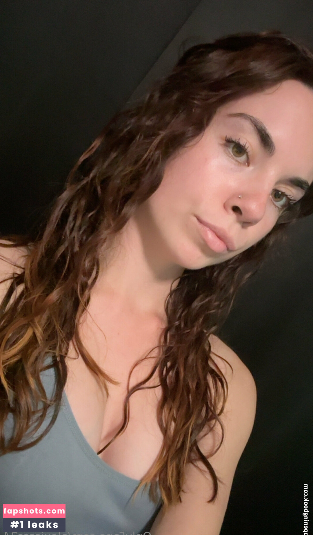 alexissss24 nude babe gallery