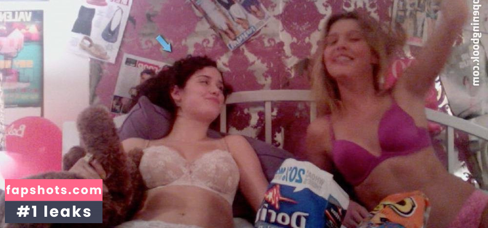 Ali Cobrin gallery photo #83