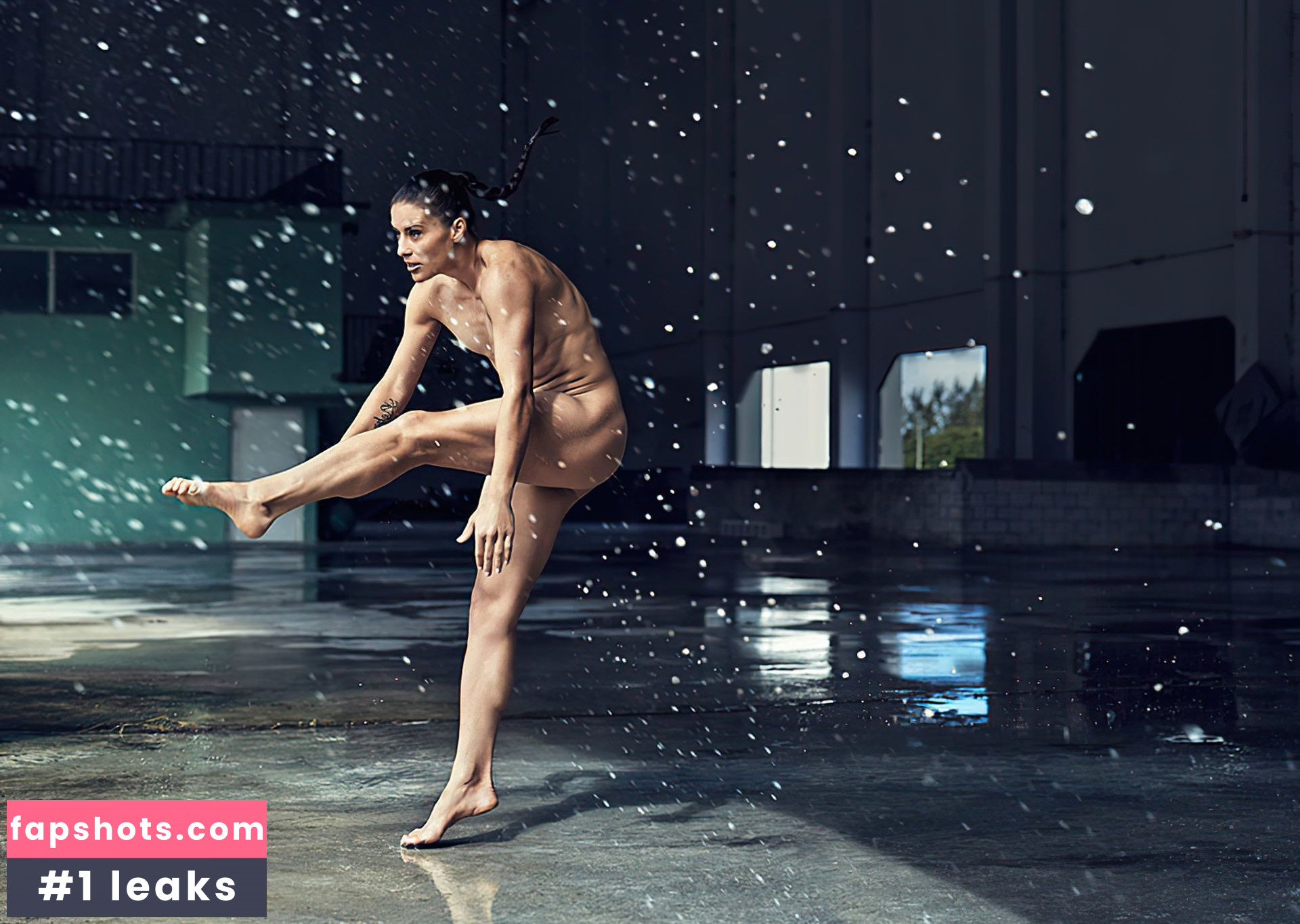 Ali Krieger Nahé úniky fotek pouze od fanoušků #13 - Fapshots