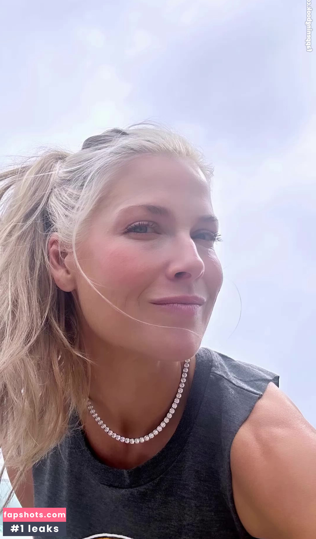 Ali Larter nude babe gallery