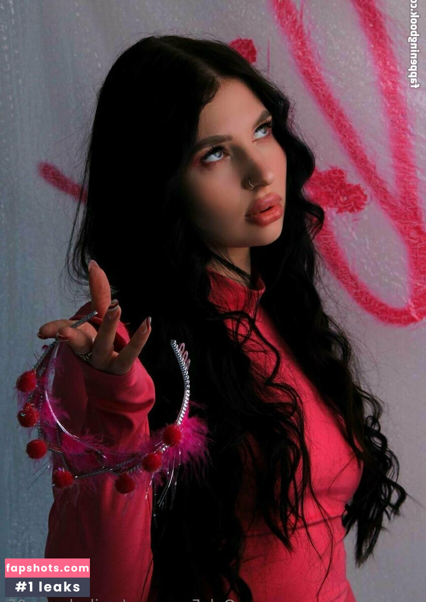 ali.murr gallery photo #12