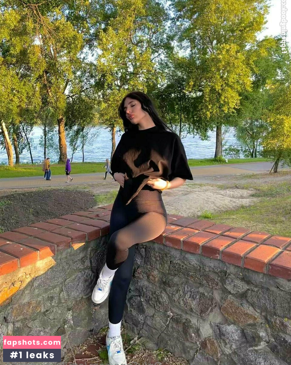 ali.murr gallery photo #8