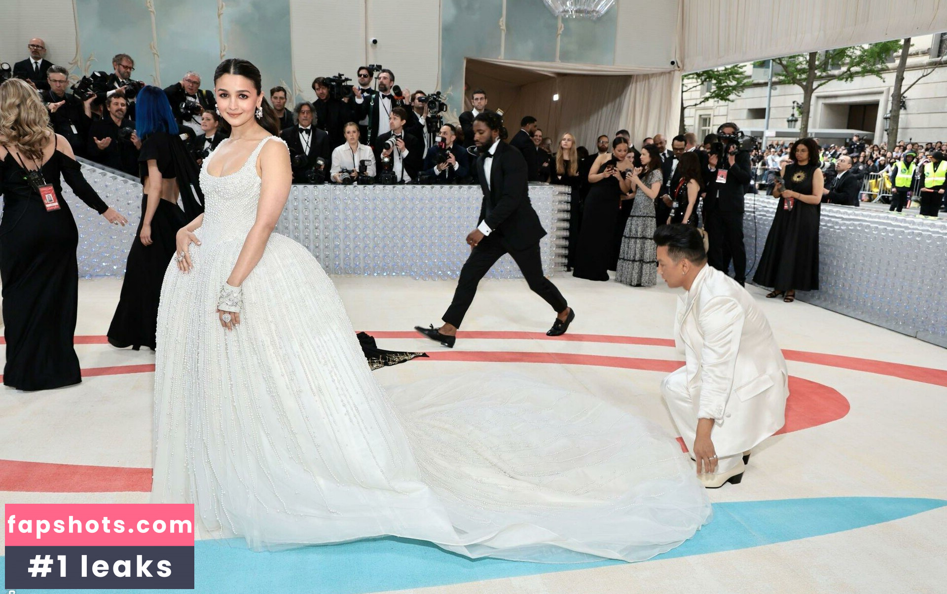 Alia Bhatt gallery photo #27