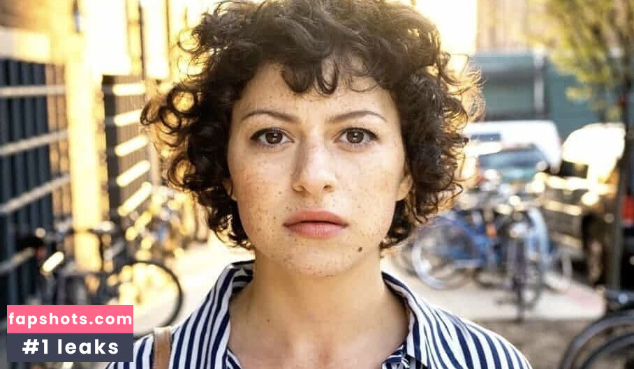 Alia Shawkat gallery photo #44