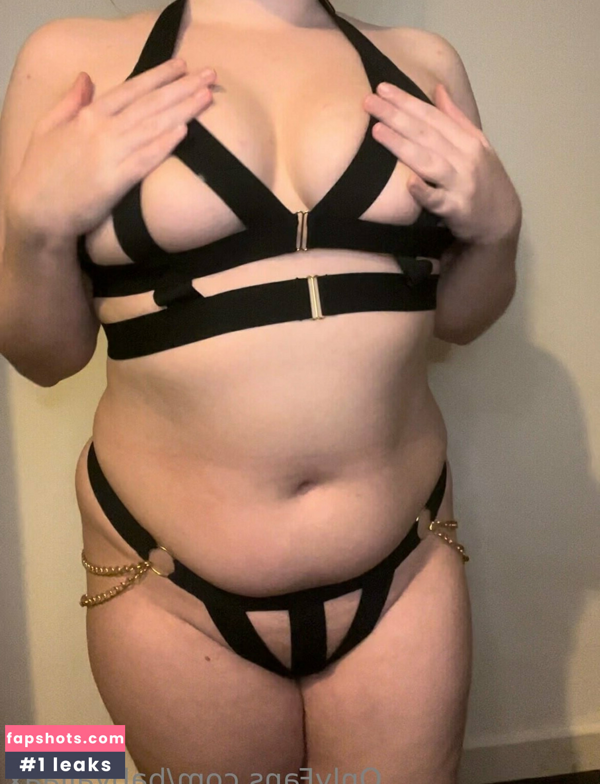 alia-x gallery photo #2