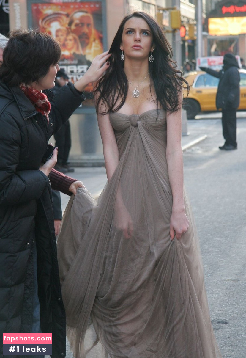 Aliana Lohan gallery photo #4