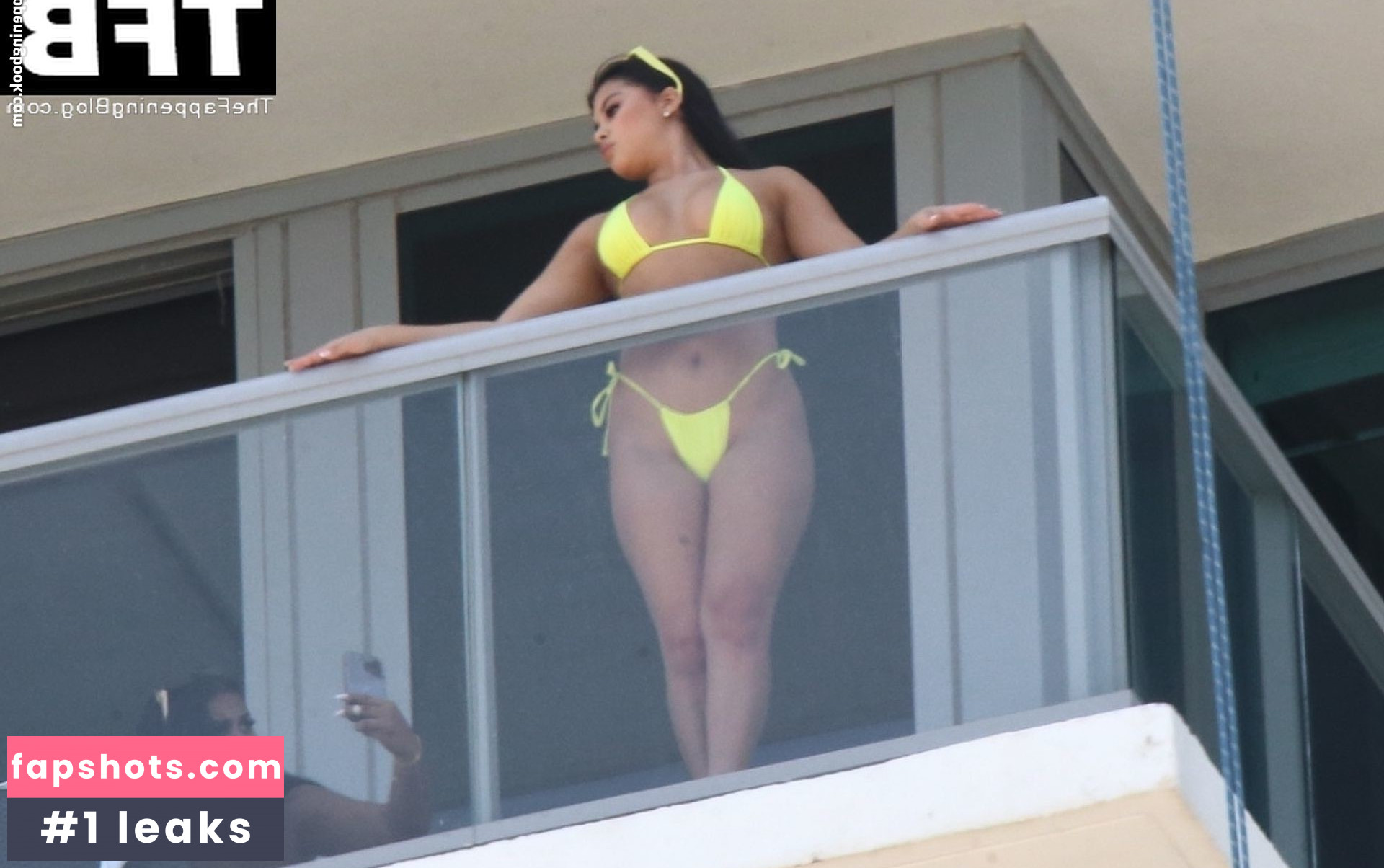 Aliana Mawla gallery photo #130