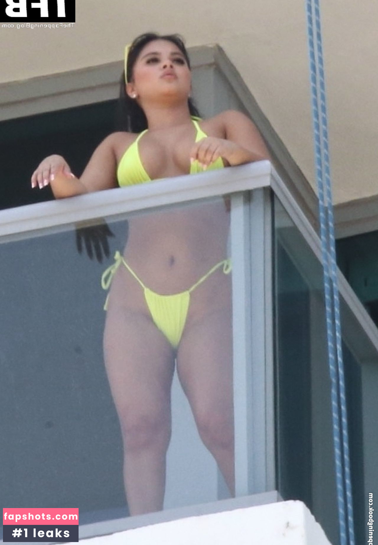 Aliana Mawla gallery photo #140