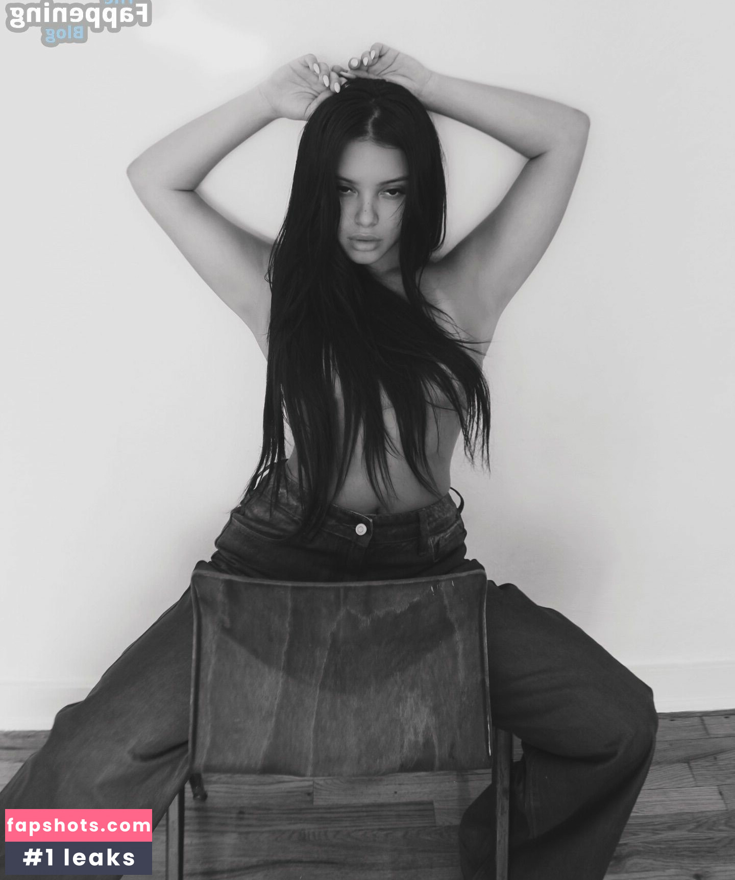 Aliana Mawla gallery photo #17