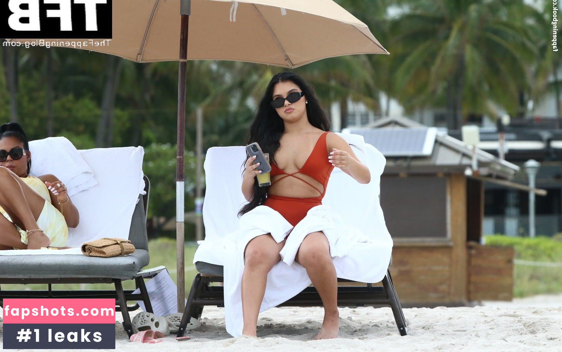 Aliana Mawla gallery photo #242