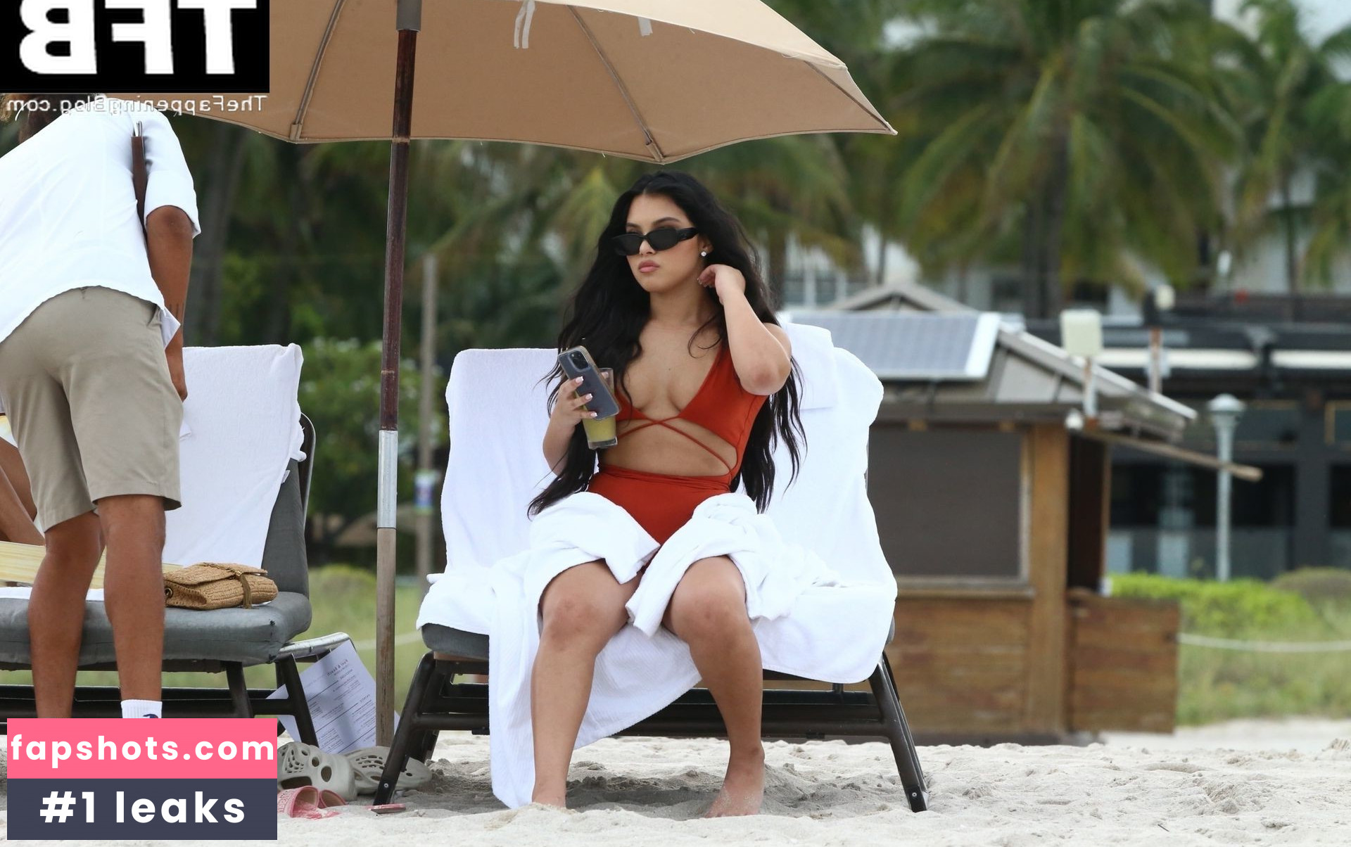 Aliana Mawla gallery photo #243