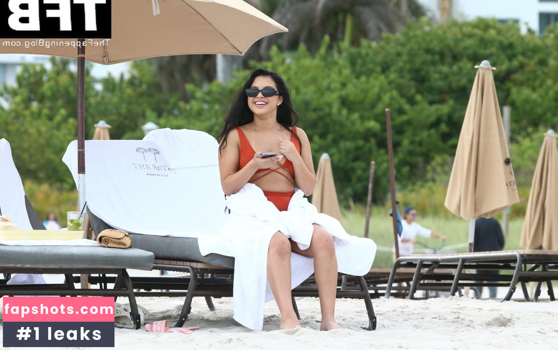 Aliana Mawla gallery photo #246