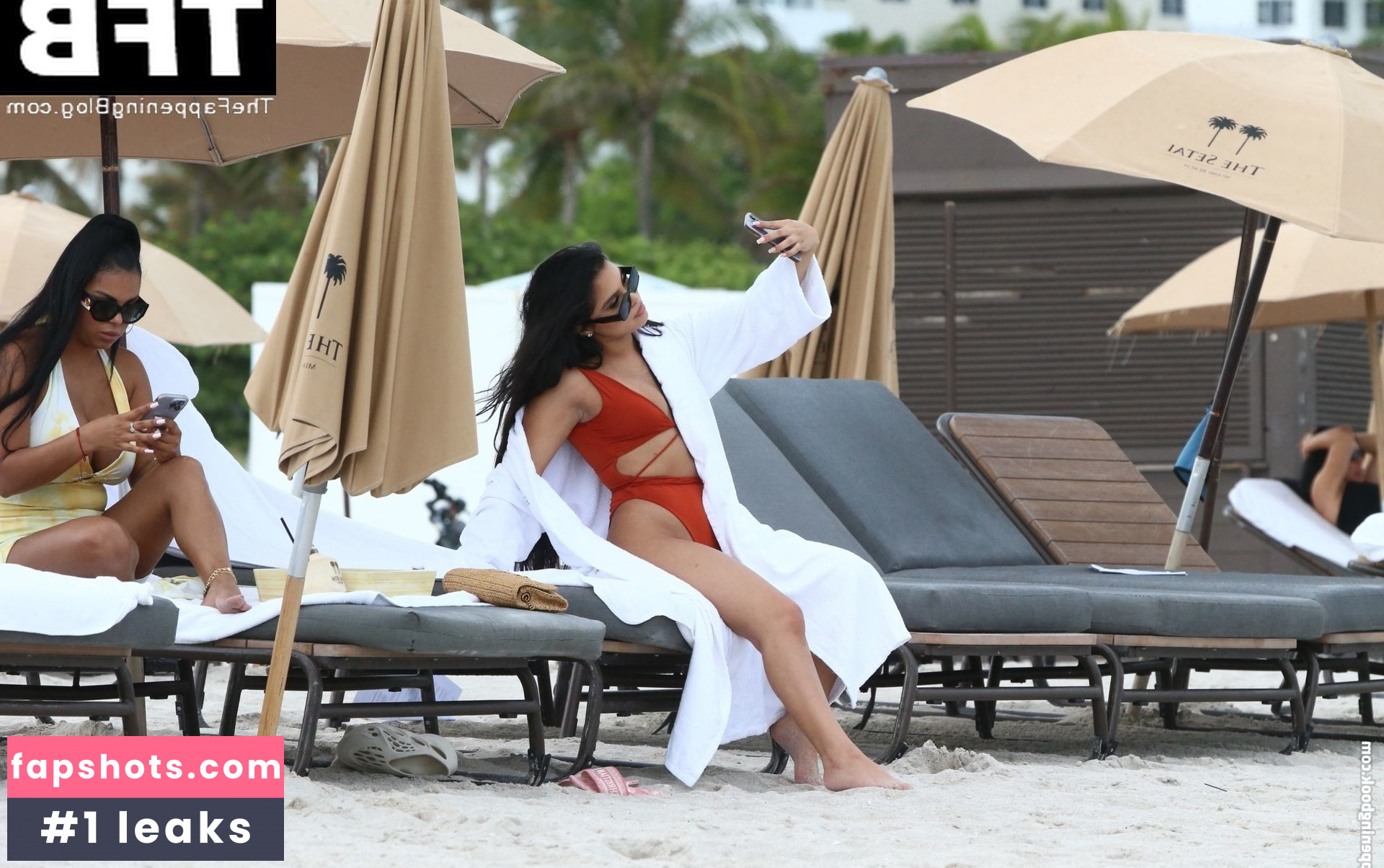 Aliana Mawla gallery photo #265