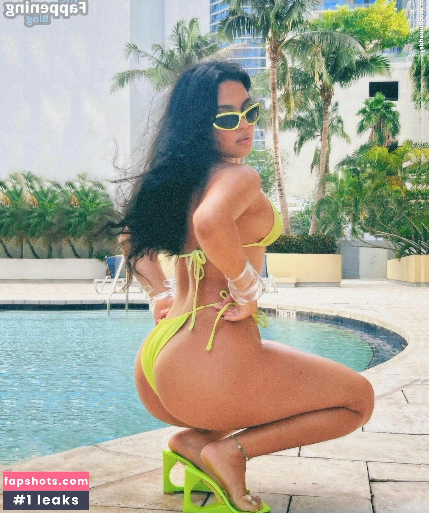 Aliana Mawla gallery photo #28