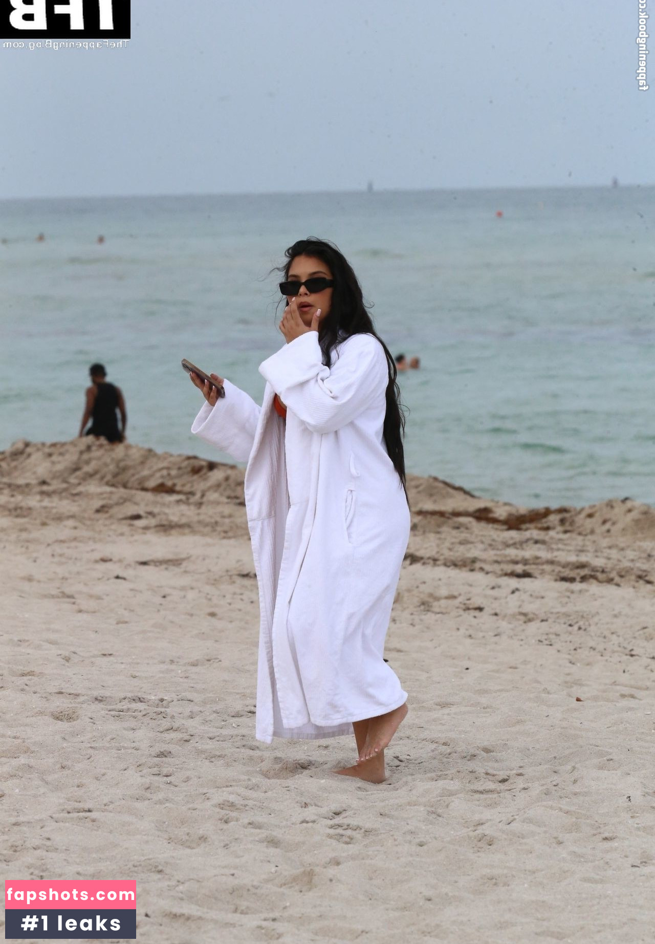 Aliana Mawla gallery photo #286