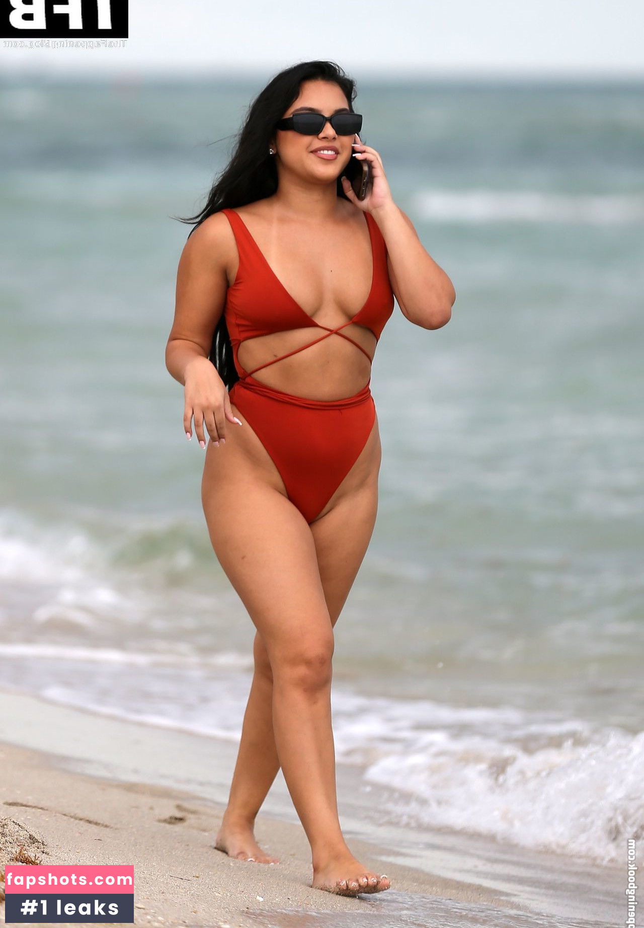 Aliana Mawla gallery photo #303