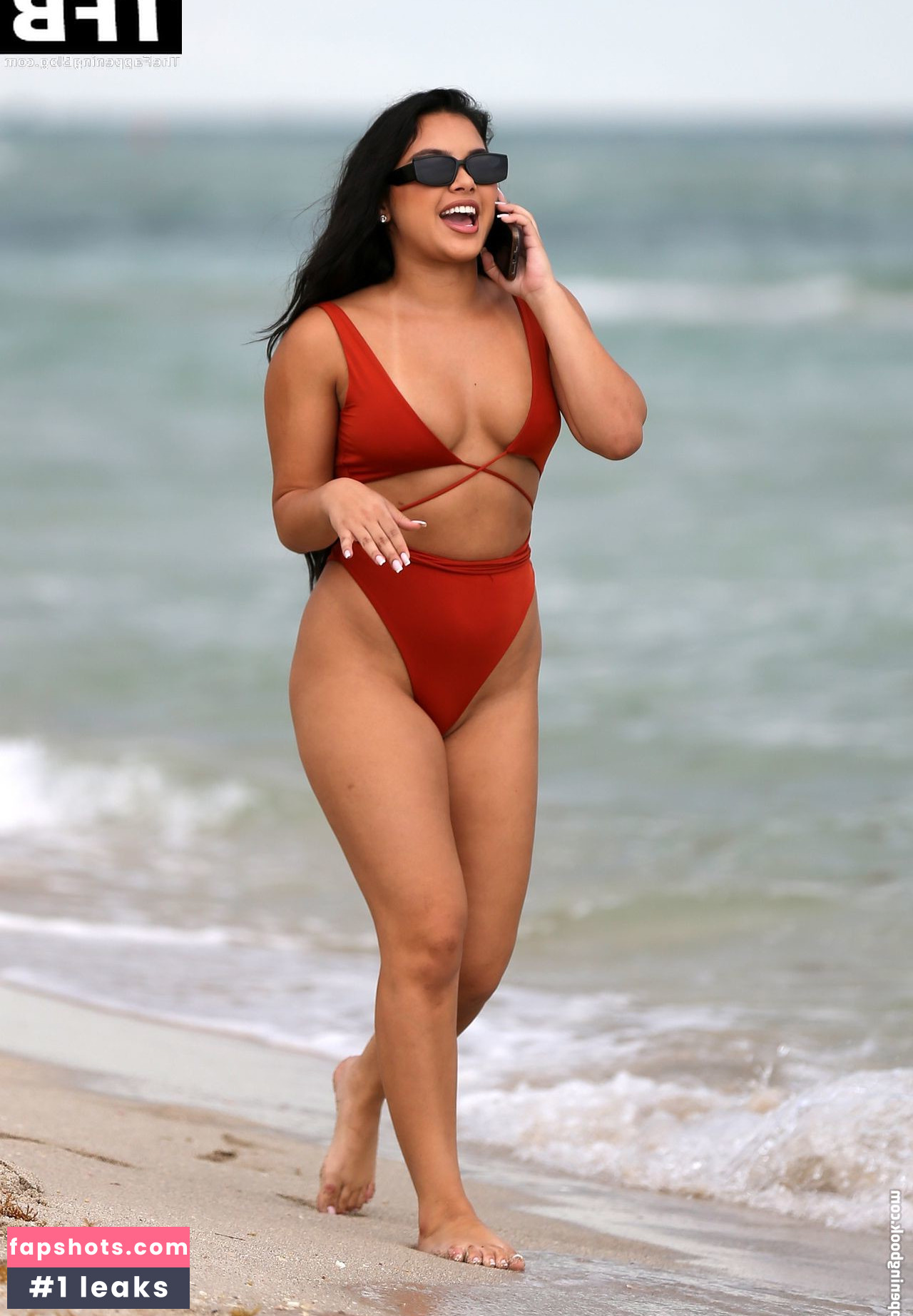 Aliana Mawla gallery photo #317