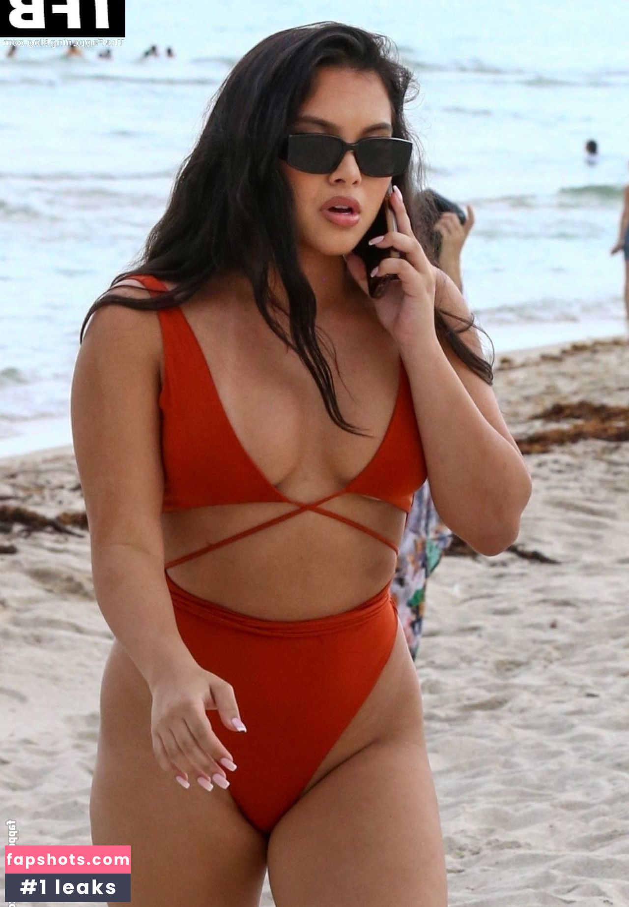 Aliana Mawla gallery photo #347