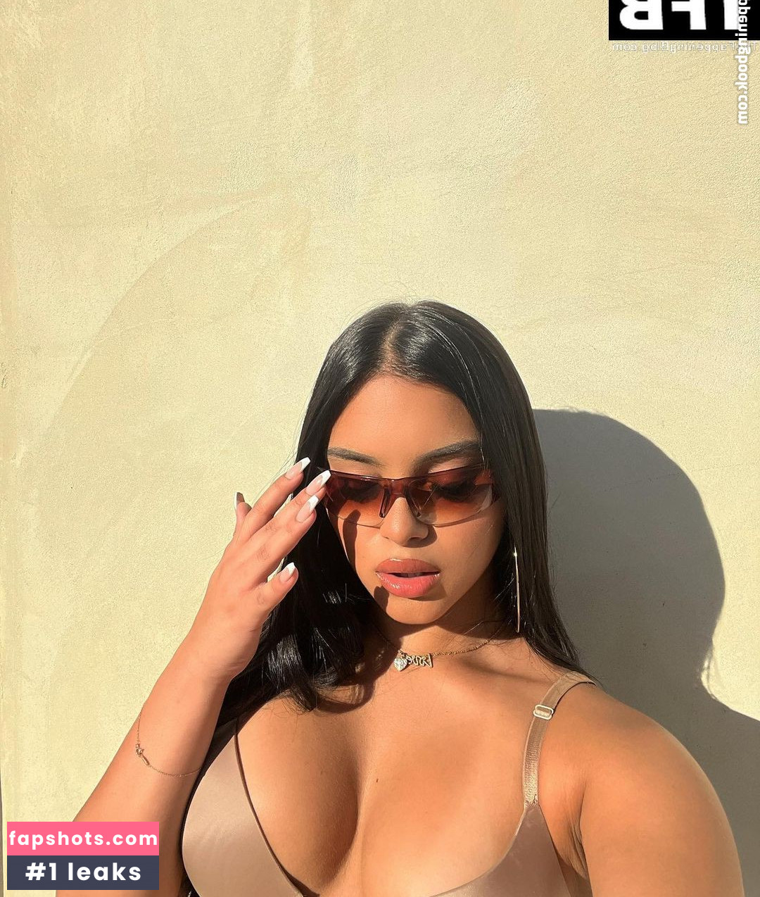 Aliana Mawla gallery photo #59