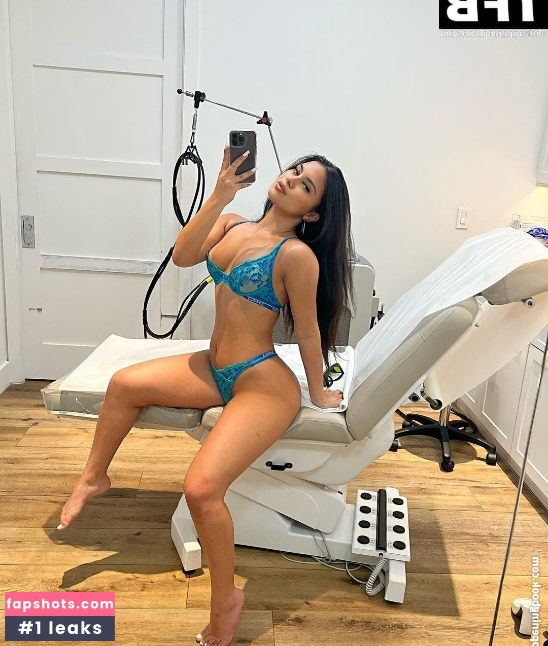 Aliana Mawla gallery photo #73