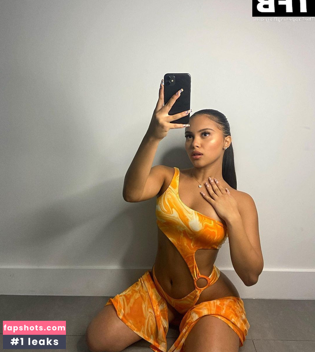 Aliana Mawla gallery photo #96