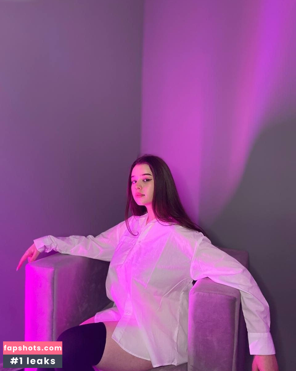 Alica_Quinn gallery photo #19