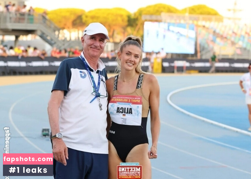 Alica Schmidt Nahé úniky fotek pouze od fanoušků #137 - Fapshots