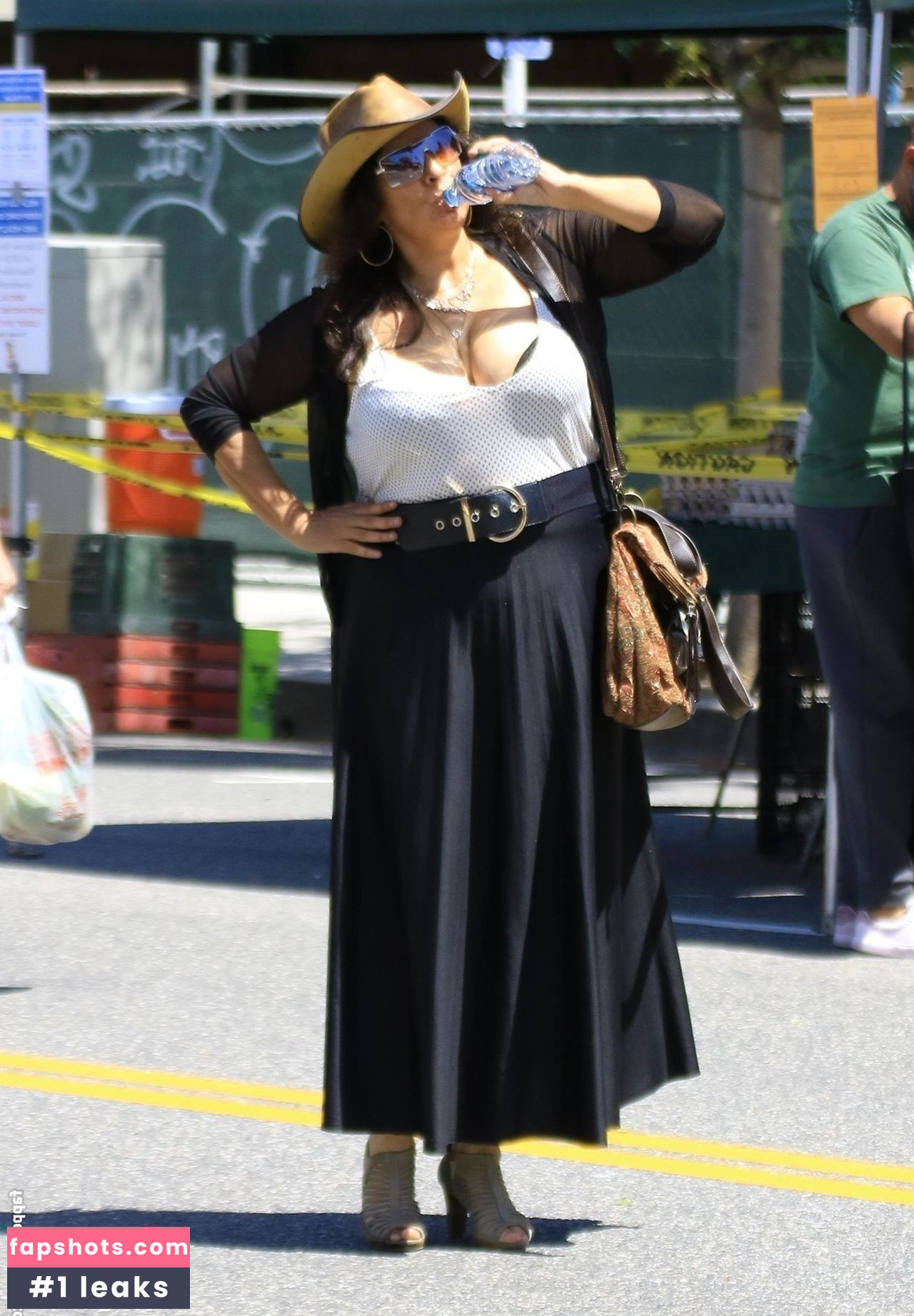 Alice Amter gallery photo #104