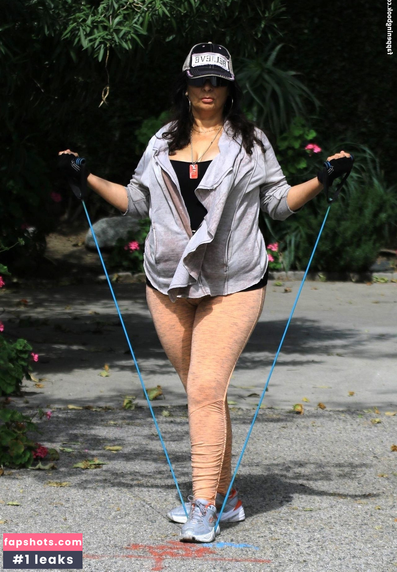 Alice Amter gallery photo #135