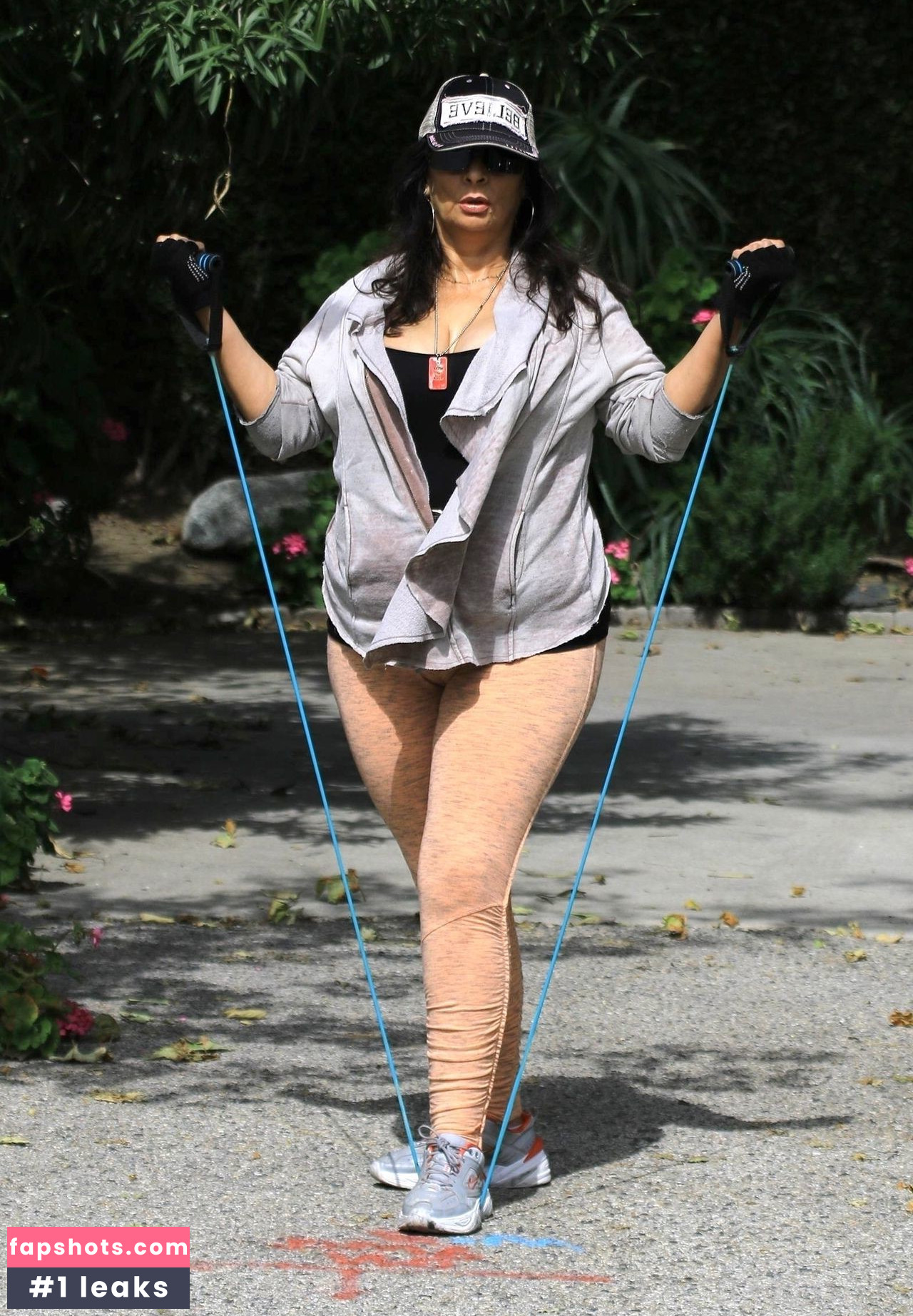 Alice Amter gallery photo #156