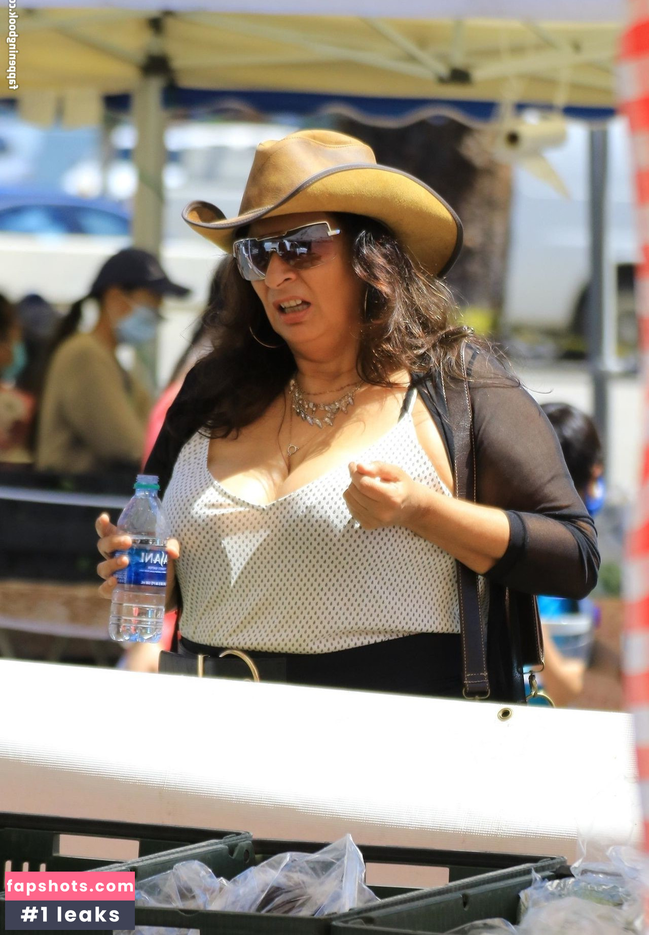 Alice Amter gallery photo #87