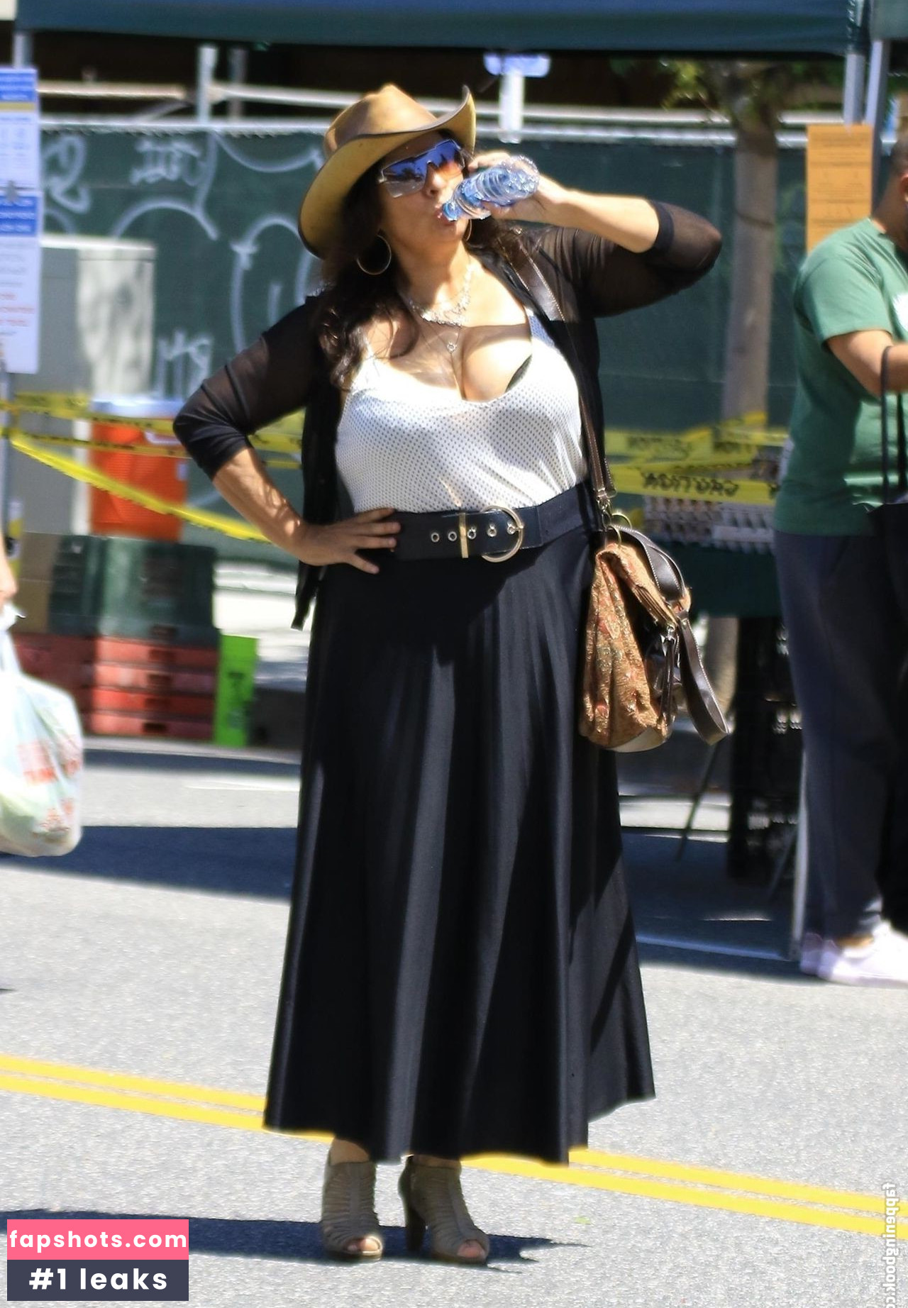 Alice Amter gallery photo #94