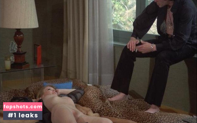 Alice Arno gallery photo #19