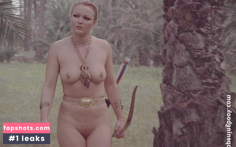 Alice Arno gallery photo #30