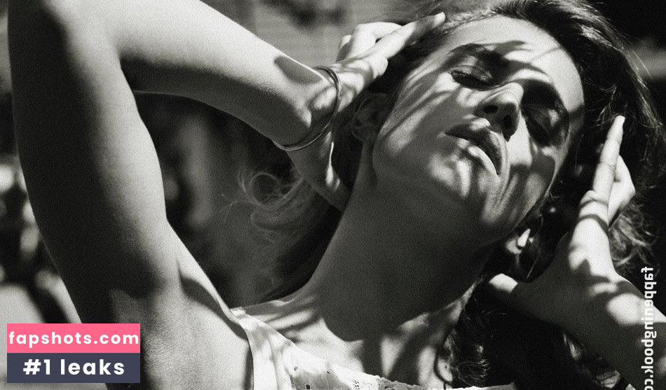 Alice Baton Filtración Desnuda OnlyFans Foto #7 - Fapshots