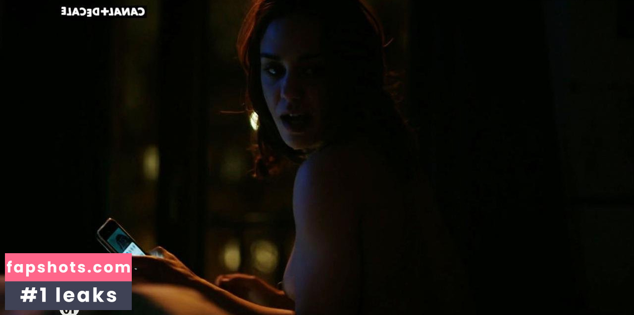 Alice Belaïdi gallery photo #4