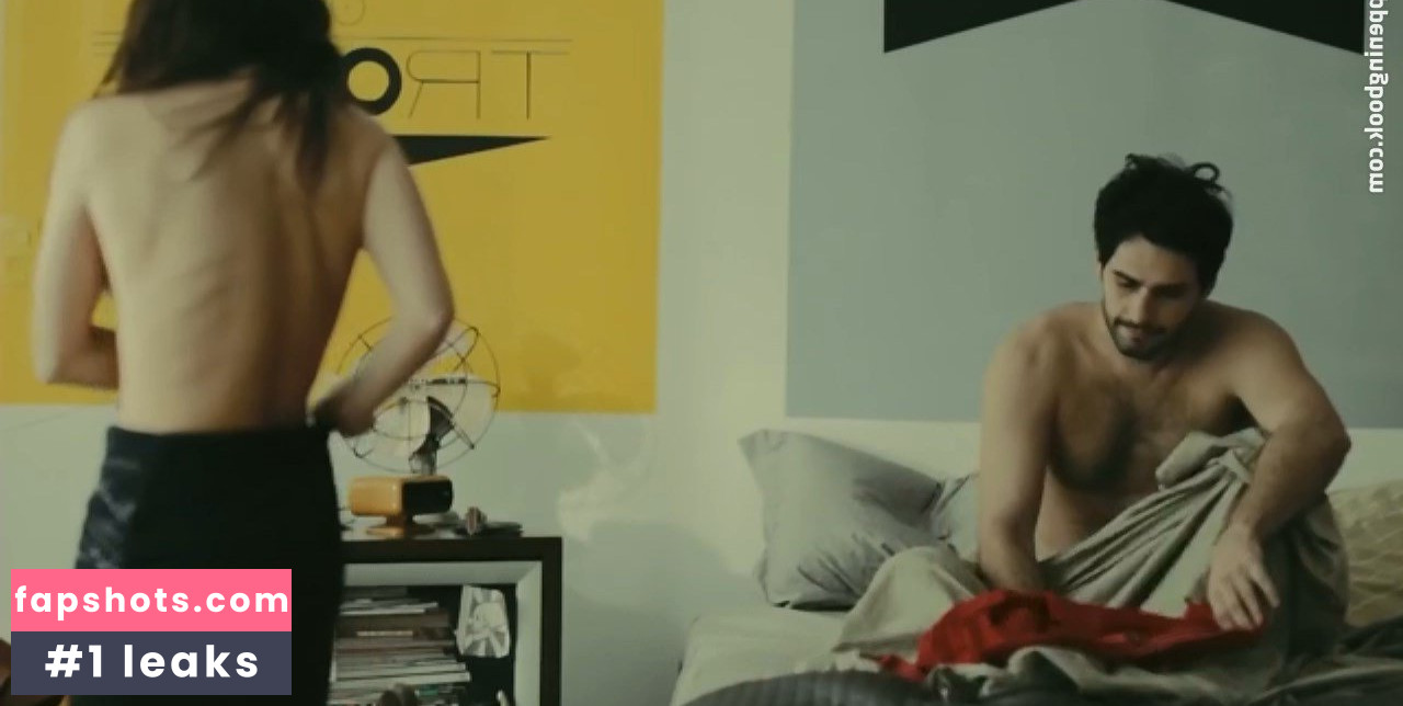 Alice Braga gallery photo #18