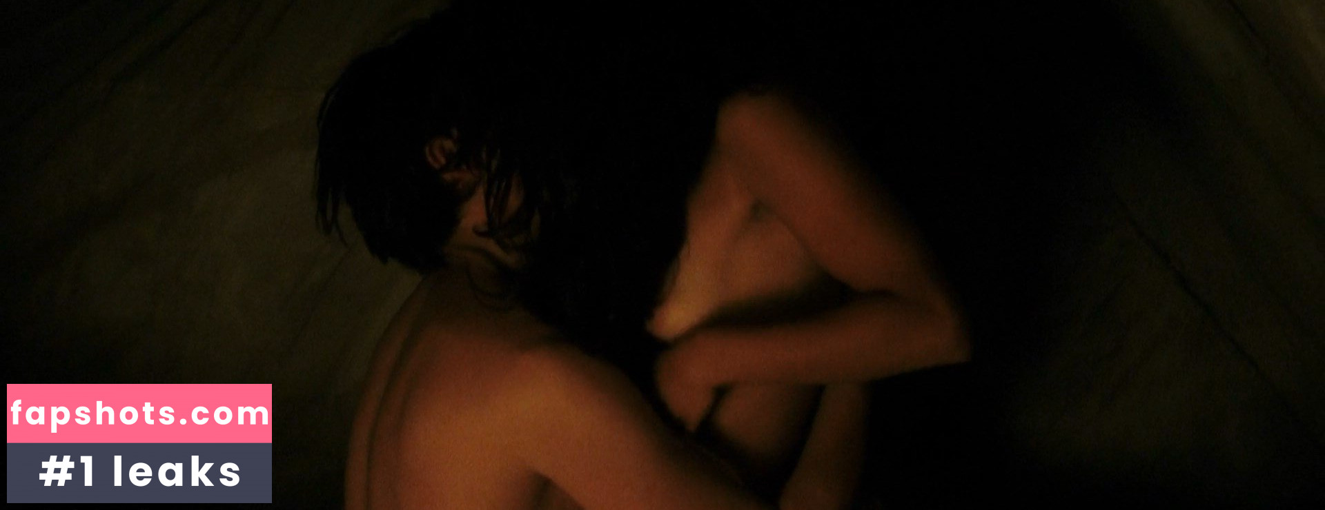 Alice Braga gallery photo #25