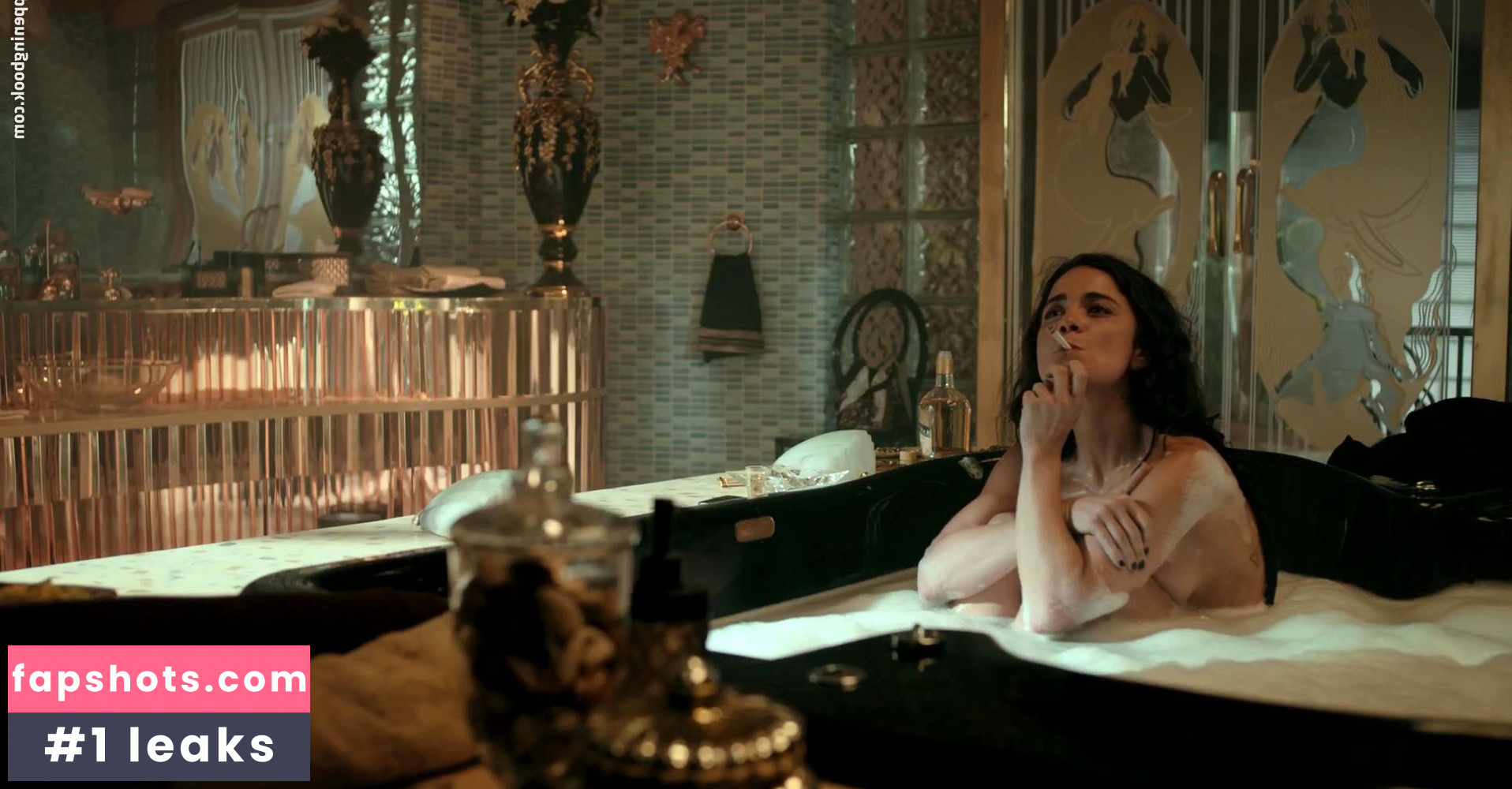 Alice Braga gallery photo #29