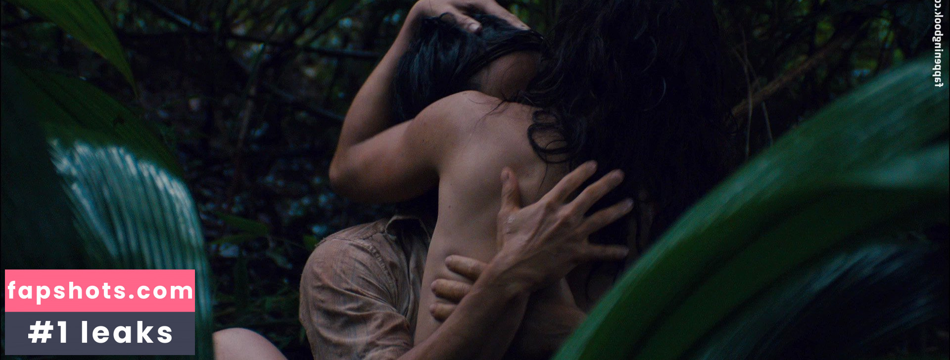 Alice Braga gallery photo #35