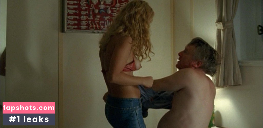 Alice Braga gallery photo #46