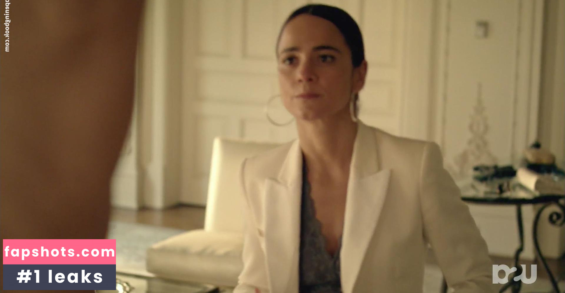Alice Braga gallery photo #54