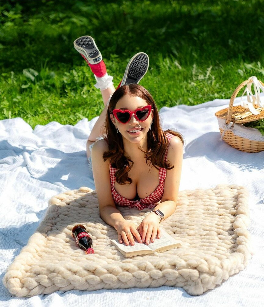 alice-delish-1 gallery photo #1424